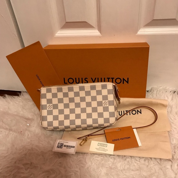 azur pochette accessories 😄Sold☘️ - Picture 4 of 9